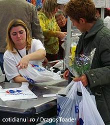 pungi de plastic din material nebiodegradabil