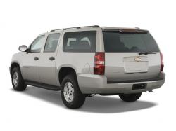 12. Chevrolet suburban 2500 4 WD
