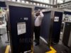 Scanerele corporale din aeroporturi ar putea fi periculoase pentru sÄƒnÄƒtate
