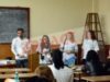 Strainii ii invata pe gorjeni sa fie voluntari Străinii îi învaţă pe gorjeni să fie voluntari