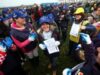 Peste 800 de voluntari au participat la campionatul de plantare din Tara lui Andrei de la Buzau Peste 800 de voluntari au participat la campionatul de plantare din Tara lui Andrei de la Buzau