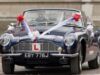 Printul William a plimbat-o pe Catherine intr-un Aston Martin eco Printul William a plimbat-o pe Catherine intr-un Aston Martin eco