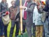 Marian Vanghelie a plantat pomi in Parcul Izvor