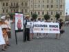 Militanţii au cerut demisia ministrului Culturii, Kelemen Hunor. Militanţii au cerut demisia ministrului Culturii, Kelemen Hunor.