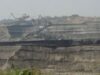 carbune Extragerea căbunelui a lăsat urme adânci în sol şi în relief