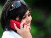 Utilizatorii înrăiţi ai telefoanelor mobile sunt mult mai predispuşi la dezvoltarea de tumori canceroase