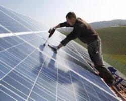 Rata de crestere a industriei fotovoltaice a crescut in mod semnificativ in 2011