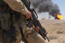 Adunarea Generala a Natiunilor Unite a hotarat, in anul 2001, ca fiecare zi de 6 noiembrie sa fie dedicata, la nivel international, prevenirii exploatarii mediului in timp de razboi sau conflict armat. Aceasta hotarare se bazeaza pe Rezolutia 56/4, si a luat in calcul consecintele conflictelor armate asupra mediului, acestea afectand ecosistemele si resursele naturale la mult timp dupa epuizare, depasind frontierele nationale si avand efecte negative asupra mai multor generatii. De asemenea, in Declaratia ONU a Mileniului se pune accent pe necesitatea de a proteja mediul inconjurator comun. Tot in urma cu opt ani, Adunarea Generala a ONU a luat in considerare, prin rezolusia 56/5, si obiectivul Deceniului International pentru o Cultura a Pacii si Non-violentei pentru Copiii Lumii, 2001-2010. Adunarea a invitat statele sa-si extinda activitatile de promovare a unei asemenea culturi si a solicitat UNESCO, agentie-lider in domeniu, sa-si intensifice eforturile in cadrul acestui Deceniu. Ziua Internationala pentru Prevenirea Exploatarii Mediului pe timp Razboi si Conflicte Armate