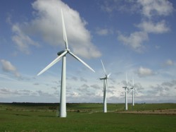 Europa ar putea economisi miliarde de euro daca si-ar propune obiective mai ambitioase pentru energia regenerabila