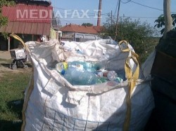 PET-urile, sursa de existenta a catorva familii din Arad care concureaza firma de salubritate