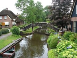Un oras fara masini si fara strazi aglomerate exista in Olanda