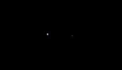 O naveta NASA a surprins o imagine cu Pamantul si Luna de la 9,66 milioane de kilometri distanta!