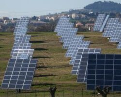 Piata produselor solare, destabilizata de acordul UE-China