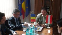 Austriecii, convinsi sa investeasca la Cluj in parcuri fotovoltaice