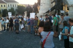 Organizatiile de mediu protesteaza in Piata Unirii din Cluj