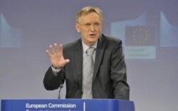 Janez Potočnik, comisarul European pe Probleme de Mediu: "Romania arunca miliarde de euro in gropile de gunoi"