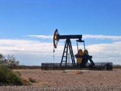 Zacamant urias zacamant de petrol pe teritoriului Australiei, comparabil cu rezervele de petrol ale Arabiei Saudite