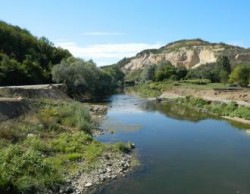 Asociatia pescarilor Aqua Crisius si-a instruit custozii