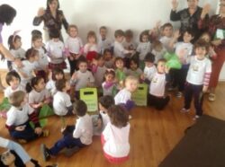 Caravana Guerilla Verde a transmis mesajul colectarii selective in comunitati din 6 orase din tara