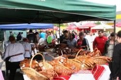 Expozitie de alimente “bio” la Vaslui