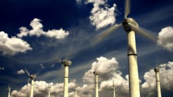 Guvernul vrea sa limiteze la 3.315 MW capacitatea producatorilor de energie din surse regenerabile