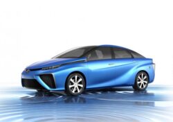 Toyota lanseaza in 2015 o masina pe hidrogen ce are la baza un concept care va fi prezentat in curand la Tokyo