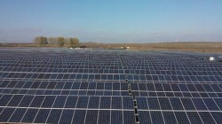 Doua noi parcuri fotovoltaice vor aparea in judetul Valcea, in comuna Slatioara
