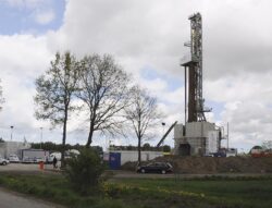 Polonia vrea sa adopte o lege pentru explorarea si extractia gazelor de sist