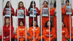 Rusia a renuntat la acuzatiile impotriva unuia din cei 30 de activisti Greenpeace retinuti acum trei luni