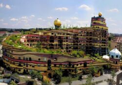 "Spirala forestiera" - casa in stil ecologic