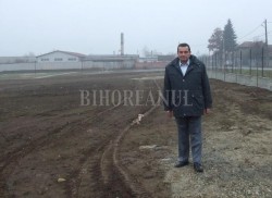 Din gunoaie, parc: Primaria Giris a plantat puieti de Pawlonia si vrea pista pentru motocros!