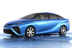 CES 2014: Toyota FCV, automobilul pe hidrogen, va intra in productie de serie din 2015