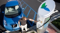 Nissan a instalat 1.000 de incarcatoare rapide pentru masinile electrice din Europa