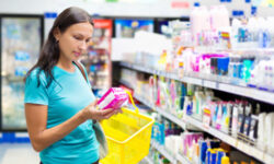 O substanta chimica care afecteaza sistemul hormonal, descoperita in unele parfumuri