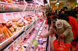 Otrava cu potentiator de gust. In 40 de ani termenul de valabilitate al mezelurilor a crescut de 15 ori