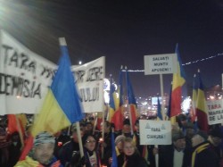 Proteste in Bucuresti impotriva proiectului Rosia Montana, explorarii gazelor de sist si noului Cod penal