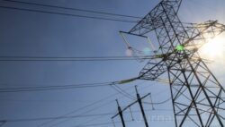Guvernul resusciteaza proiecte energetice in moarte clinica