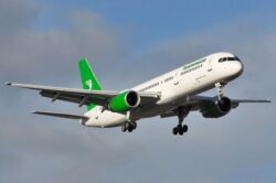 Boeing – un nou biocarburant cu 80 de centi pe litru