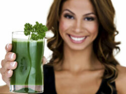 Detoxifierea, desfiintata de specialisti! Mai putin eficienta decat apa de la robinet si somnul?