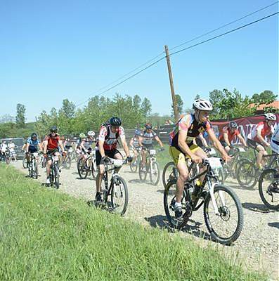 Crosul Bicicliştilor şi flashmob „Cetăţeanul responsabil“: Cum este celebrată Ziua Mondială a Mediului la Constanţa Crosul Bicicli?tilor ?i flashmob „Cet??eanul responsabil“: Cum este celebrat? Ziua Mondial? a Mediului la Constan?a