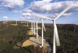 Bilantul energiei verzi: s-au facut de trei ori mai putine investitii decat s-a anticipat