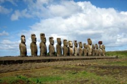 Schimbarile climatice s-au aflat la originea misteriosului declin al populatiei din Insula Pastelui
