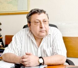 Angajatii de la Mediu se plang ca au lefuri mai mici decat in invatamant