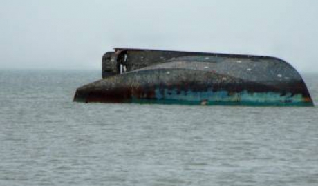 big-alerta-de-poluare-in-oceanul-pacific-o-nava-care-transporta-180-de-tone-de-substante-toxice-s-a-scufundat