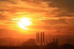 Climatolog: Dupa a doua jumatate a secolului XXI, va fi normal sa avem aproape o luna cu peste 35 de grade Celsius