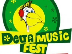 Concerte cu curent electric obtinut prin pedalare pe biciclete, la Delta Music Fest 2012