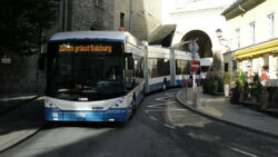 Un ONG care promoveaza sistemul de transport urban ecologic cere Primariei Cluj-Napoca sa renunte la cumpararea de autobuze electrice