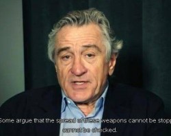 Robert De Niro si Michael Douglas, impotriva armelor nucleare