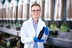 80% din productia de ulei bio natural Canah merge la export