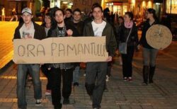 Primaria Brasov stinge luminile cu ocazia „Orei Pamantului“
